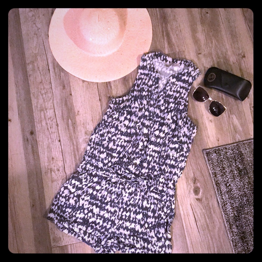 Banana republic sleeveless romper
